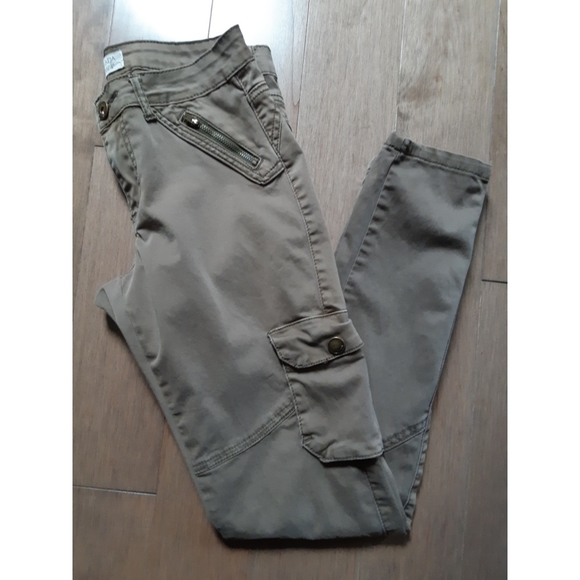 Nevada khaki utility style cargo pants - Picture 3 of 6